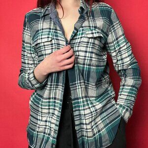 Treasure & Bond / Black and white tartan button up 💙🤍